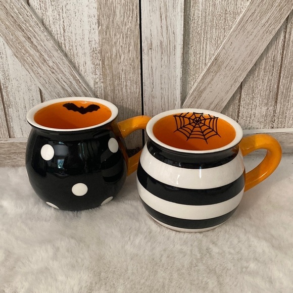 Terramoto Halloween Mugs - Picture 1 of 8